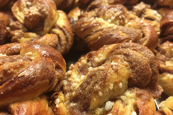 foto på kanelbullar
