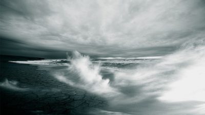 Stormvågor i havet